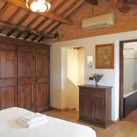 הוילה Villa Bartolomea Agriturismo Tenuta La Pila חדר תמונה