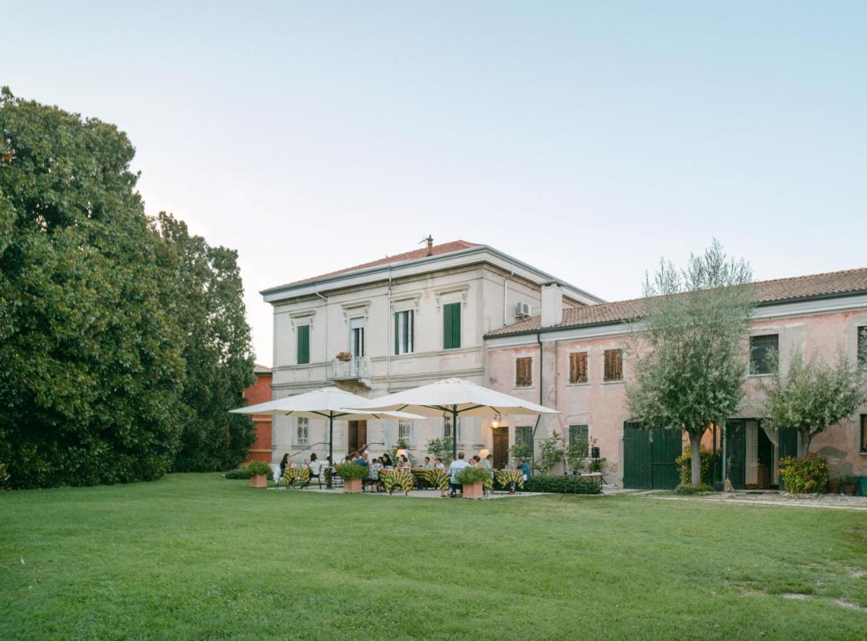 הוילה Villa Bartolomea Agriturismo Tenuta La Pila מראה חיצוני תמונה