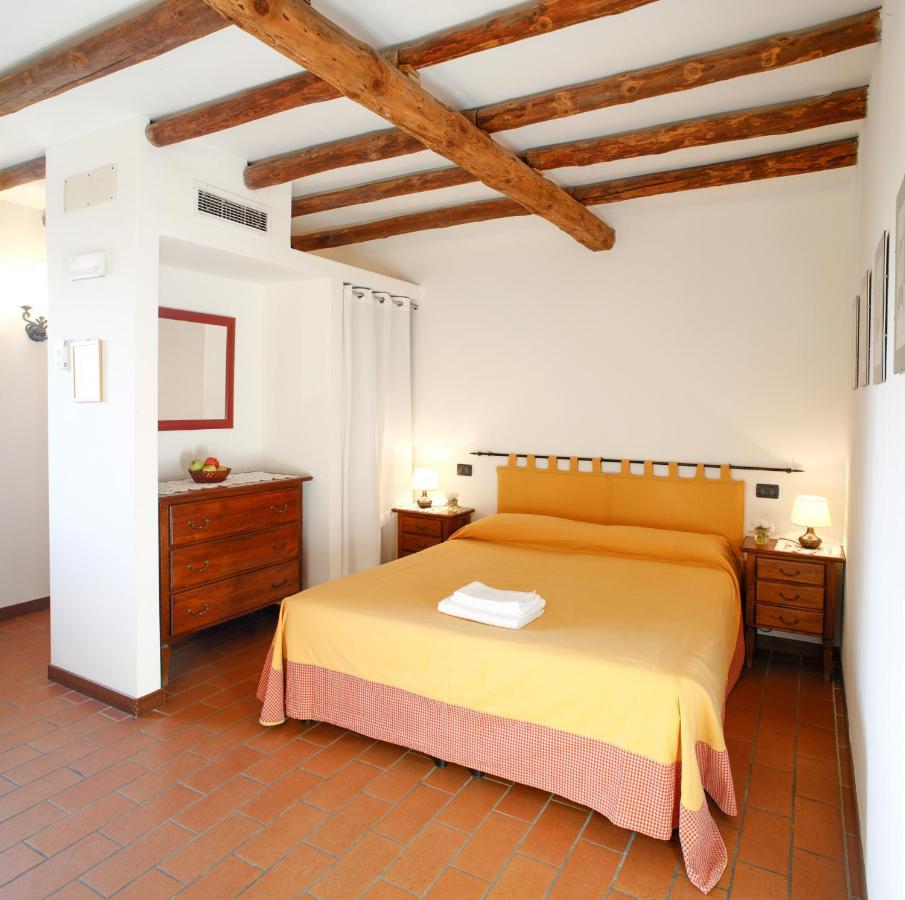 הוילה Villa Bartolomea Agriturismo Tenuta La Pila חדר תמונה